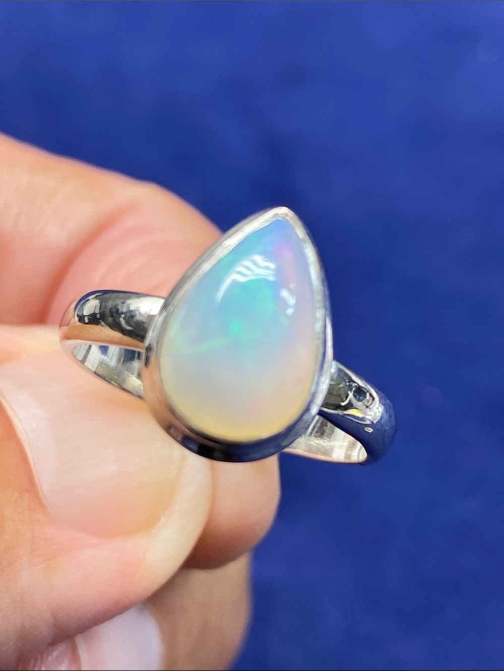 ETHIOPIAN OPAL RING SIZE 7 IN SOLID STERLING SILVER 925